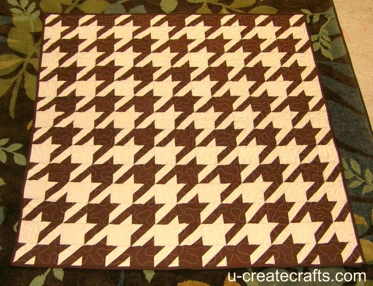 houndstooth-252520quilt-252520finished_thumb-25255B2-25255D